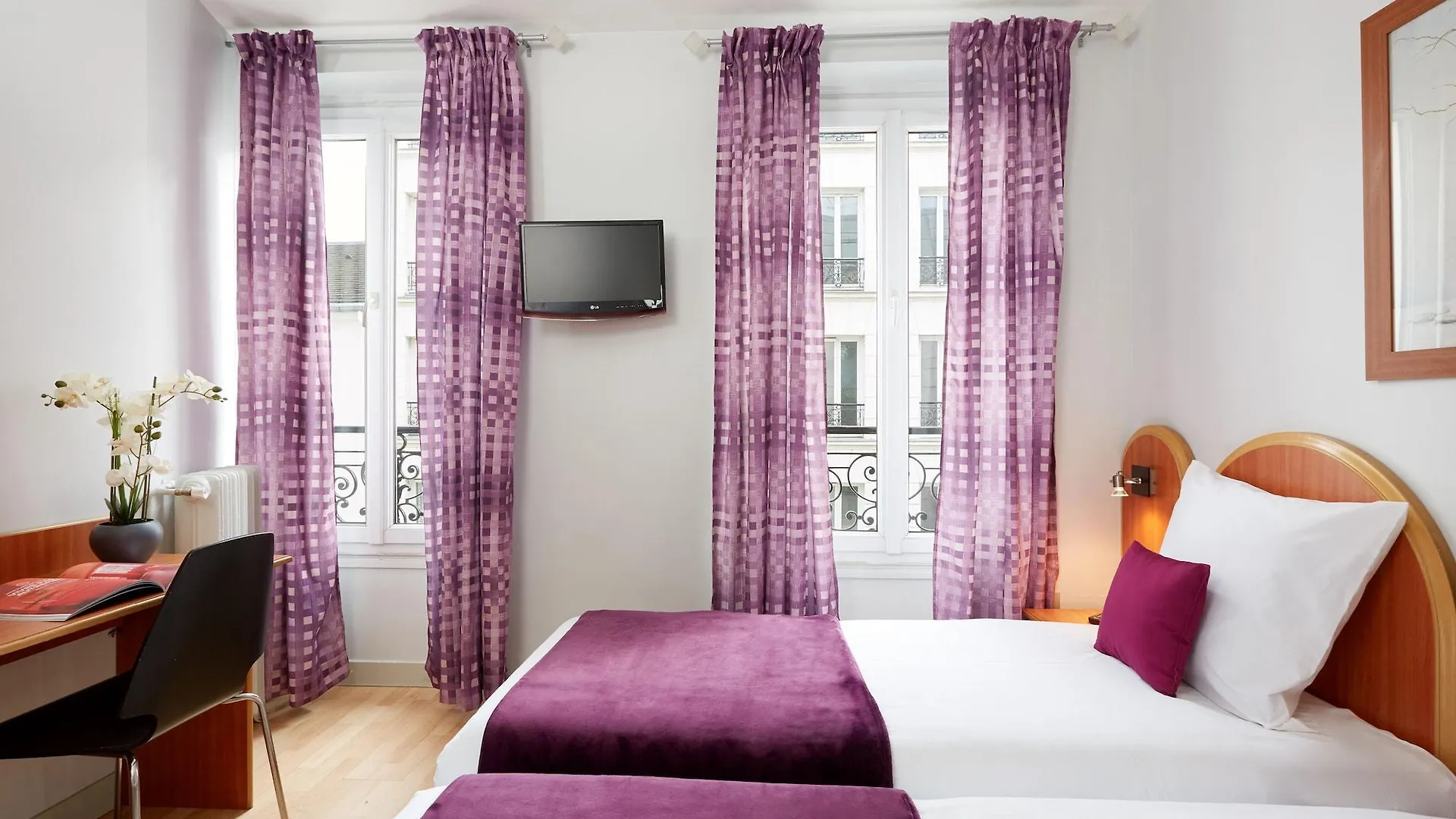 Viator Hotel